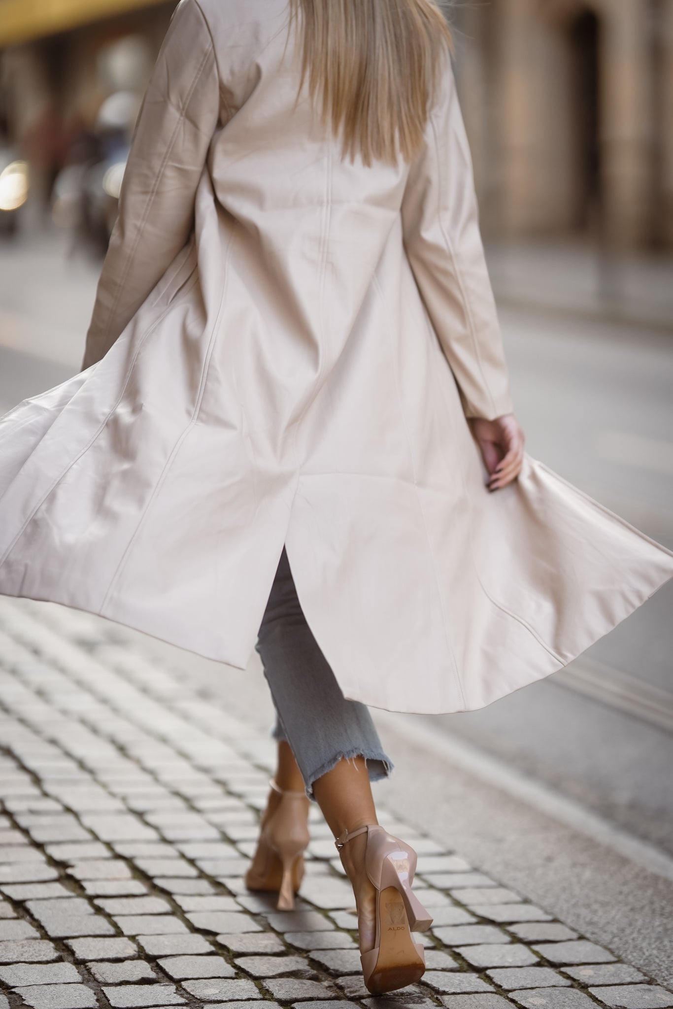 Louise Beige Coat